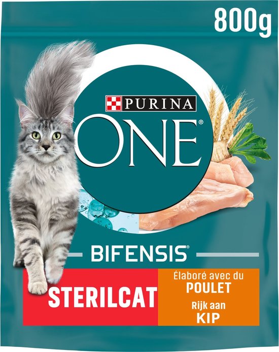 Purina ONE Bifensis Sterilcat, kattenvoer met kip en tarwe. 800g verpakking met kattenafbeelding.