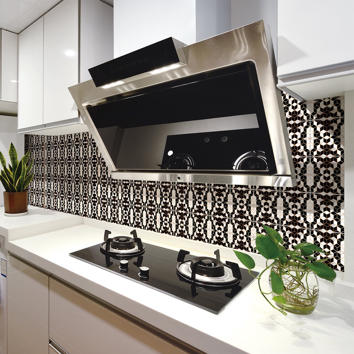 Ambiance Sticker Zelfklevende tegelmuurstickers voor keuken en badkamer - 30 zwarte tegelstickers met marmerlook en gouden rand - 30 stickers 10x10cm Multi color