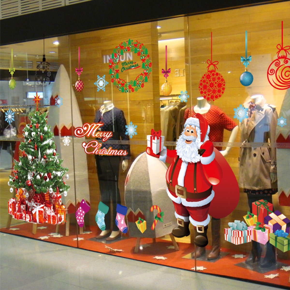 Ambiance Sticker Muurstickers ter decoratie: Kerstman, kerstboom en kerstballen Multi color