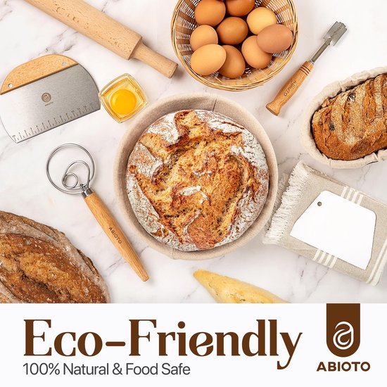Bakbenodigdheden en proofmanden, een complete set voor het maken van brood met ronde en ovale bannetons van 30 cm, broodmes, kom en deeg, Deense whisk en linnen voeringen