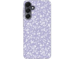 Telefoonhoesje Geschikt voor Samsung Galaxy A16 5G hoesje - Bloemenpatroon - Paars - Wit - Bloemen - Siliconen Telefoonhoesje Telefoonhoesje