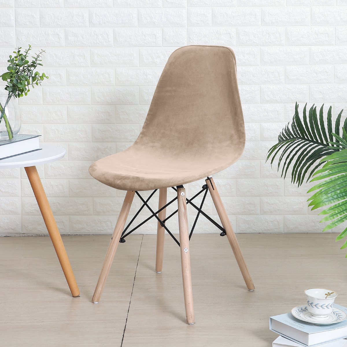 Covers By Ralfos* Stoelhoes Velvet lichtbruin | Scandinavische Kuipstoel | Verkrijgbaar per stuk, Set van 4, 6 en 8 | Volumekorting | Hoes | Scandinavisch Beschermend | Luxe en Chic | Zacht | Duurzame oplossing | Woonkamer upgrade | Stijlvol | Wonen