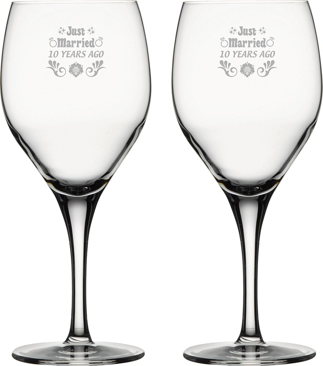 Gegraveerde set rode wijnglazen 42,5cl Just Married 10 years ago