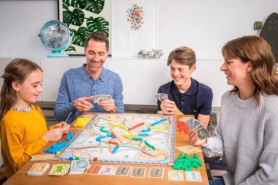 Days of Wonder - Ticket to Ride Europe - Nederlandstalig Bordspel