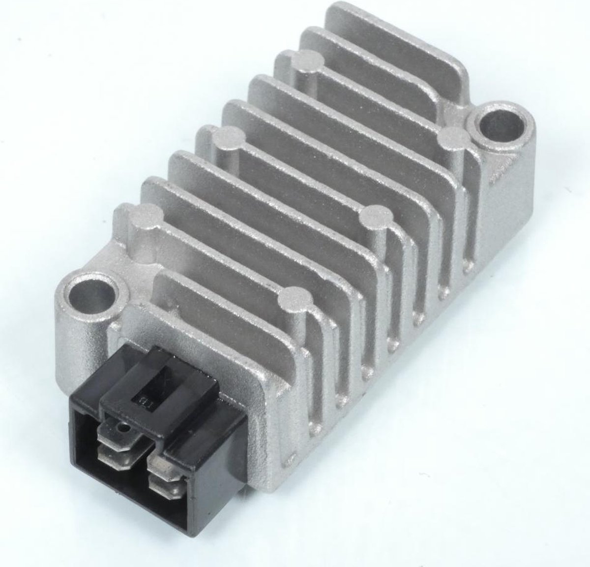 spanningsgelijkrichter p2r voor motor yamaha 600 xj6 diversion s 1991 tot 1995 nieuw