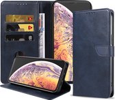 Geschikt voor iPhone Xs Max Telefoonhoesje Kunstleer met Magnetisch lipje en Pasjeshouder Book Case met Klepje - Blauw - Smartphonica geschikt voor iPhone Xs Max