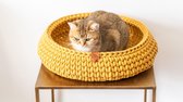 Sunny Baskets - Kattenmand gerecycled katoen handgemaakt okergeel - Maat L 43/45 cm doorsnede