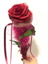 Rode roos / Roos / Zijden bloemen / Valentijn / Handgemaakt / Liefde / Nepbloemen / Huwelijksaanzoek  / Bloemen cadeau / Cadeau idee / Klein cadeautje / Kerstcadeau / Kerstgeschenk