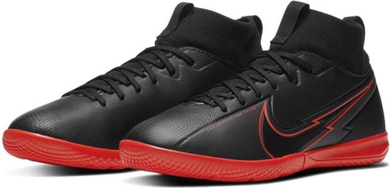 nike mercurial zwart rood