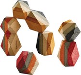 Deze set van 6 houten edelstenen kan op verschillende manieren op elkaar worden gestapeld om unieke torens en landschappen te bouwen. Kinderen zullen het leuk vinden om te zien hoe
