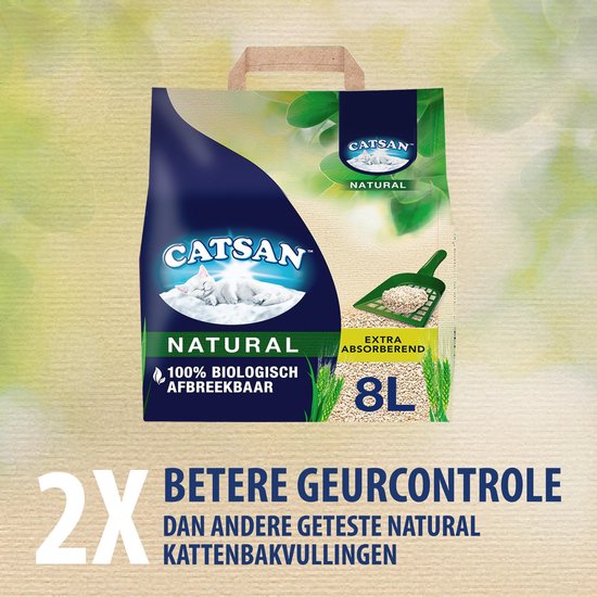 Catsan Natural kattenbakvulling zak met witte kat op wolk, tarwe, groene bladeren en "2x betere geurcontrole".