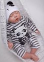 foto van Reborn baby pop 'Cody' - 51 cm - Jongen met onesie en muts in panda thema - Met speen - Soft silicone - Levensechte babypop