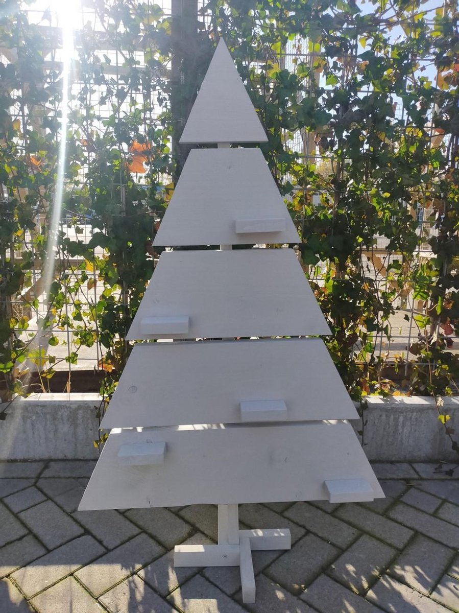 Kerstboom ''Groot'' van White Wash steigerhout 113x74cm