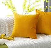 DB Lifestyle kussenhoes 45x45cm okergeel | vierkant | fluwelen effen sierkussen