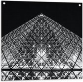 Tuinposter – Louvre- Parijs (zwart/wit) - 80x80cm Foto op Tuinposter  (wanddecoratie voor buiten en binnen)