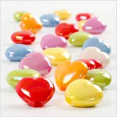 Perles en plastique. taille 15x15 mm. diamètre du trou 3 mm. Couleurs variées. 465 gr. 700 ml. environ 700 pièces [HOB-69702]