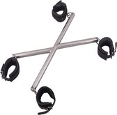 Metalen X Spreidstand met lederen boeien