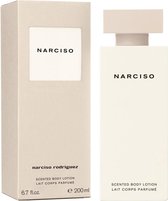 MULTI BUNDEL 2 stuks Narciso Rodriguez Narciso Scented Body Lotion 200ml