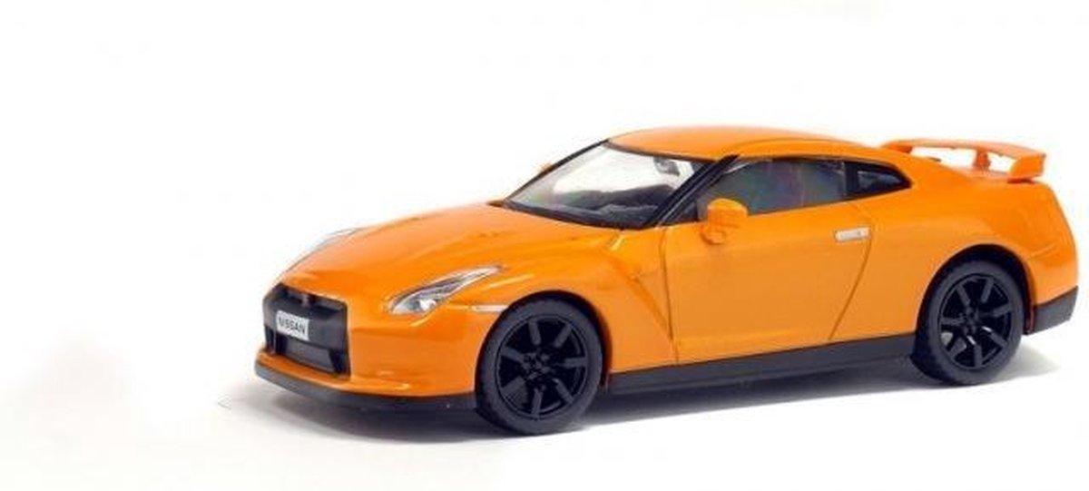 Nissan GT-R - 1:43 - Solido