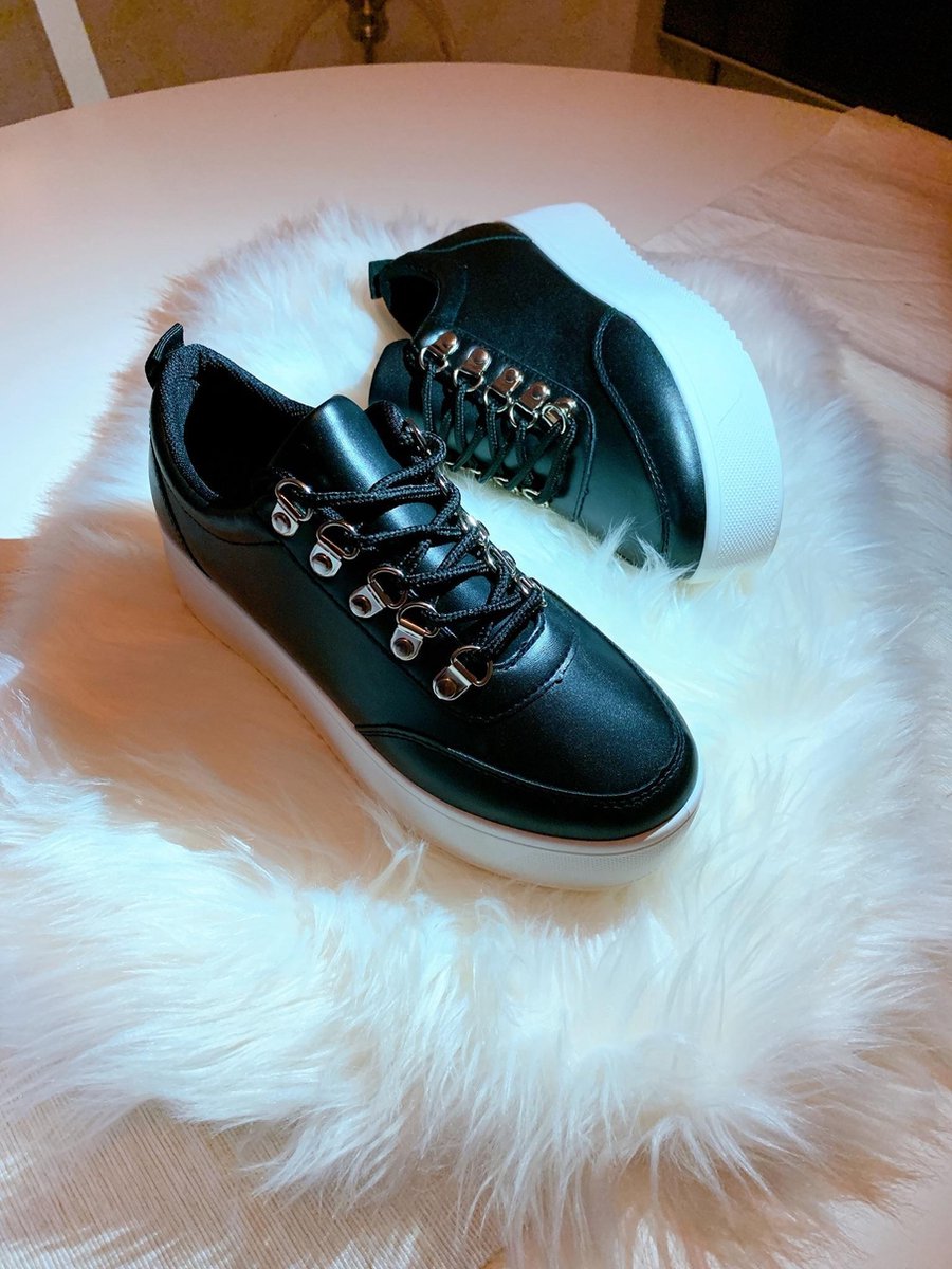 Shoekueen Dames Sportschoenen Plateau Zwart 39