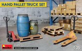 1:35 MiniArt 35606 Hand pallet truck set Plastic Modelbouwpakket