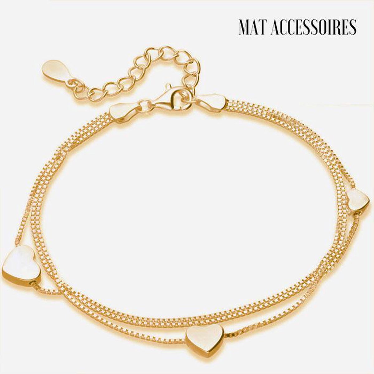 MAT Accessoires - Armband dames met hartjes - Goudkleurig - 16-22 cm - Vrouwen Cadeau - Moederdag - Moederdag Cadeau - MAT Accessoires