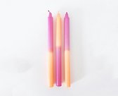 Cactula Dinerkaarsen 3 stuks Dip Dye in de kleuren Paars / Oranje 29 x 2.2 cm 12 branduren | Wieteke | Handgemaakt