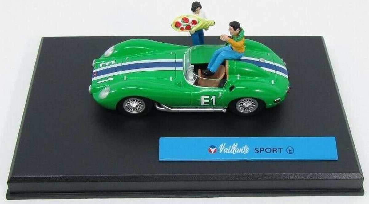 Vaillant E1 Sport Spider with Figures