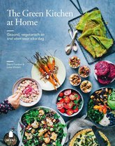 Boek cover The green kitchen at home van David Frenkiel