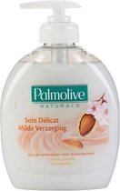 Palmolive Naturals Milde Verzorging Almond Handzeep 300 ml