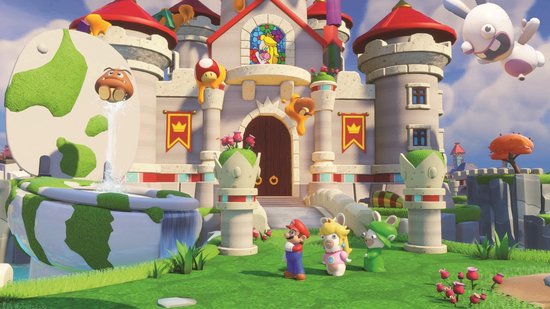 Mario, Rabbid Peach en Rabbid Luigi staan voor een kasteel in Mario + Rabbids Kingdom Battle, met Mario en Rabbid Luigi op de voorgrond.