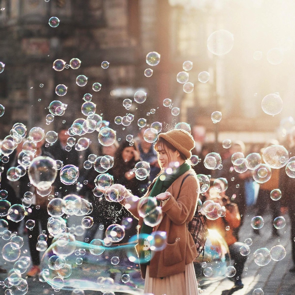 Schilderij - bellenblaas - bubbels - Collectie city life - Glas - 74x74cm