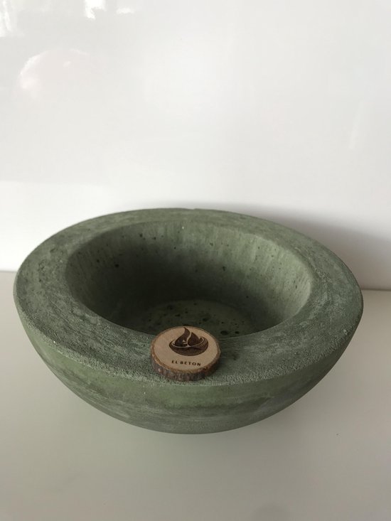 cadeautje - ritual - El Beton Vuur & Natuur Delight - Schalen - Beton - schaal - vuur - handmade - plantenbak - bloempot - kleurpigment - natuurlijk - Groen