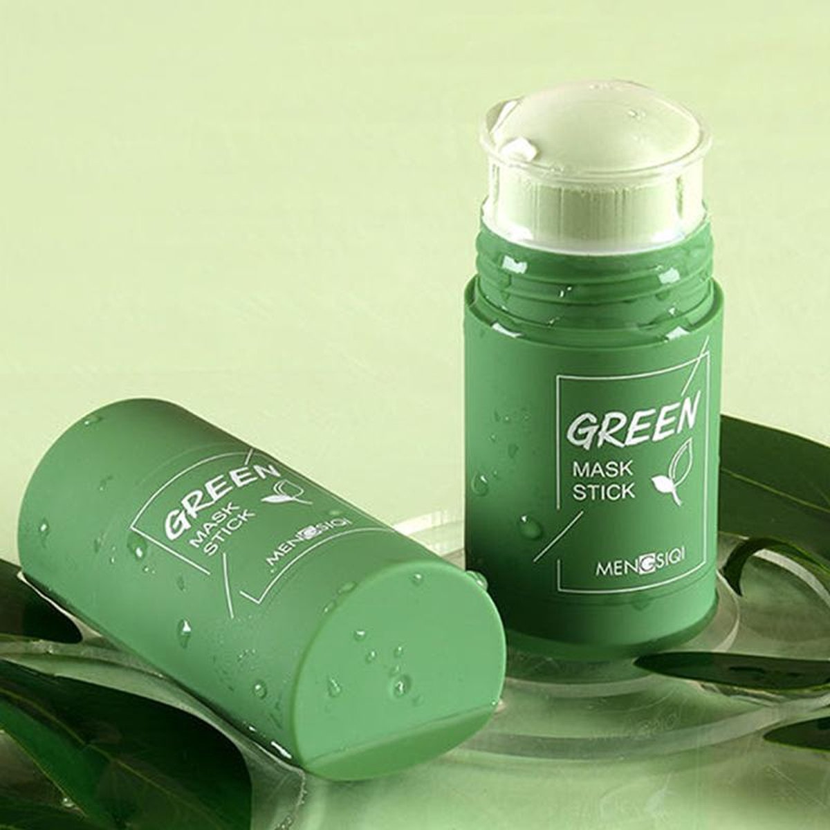 MENGSIQI - Green Mask Stick - Huidverzorging - Gezichtsmasker - Kleimasker - Mee Eters & Acne verwijderen - Acne verzorging - Vette huid - Mee-eter verwijderaar - Poriën reiniger -Blackhead - Unisex - Verzachtend -Verkoelend - Dermatologisch getest