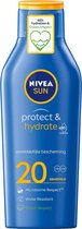 NIVEA SUN Protect & Hydrate Zonnemelk SPF 20 - 400 ml