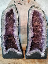 XoXo's - Amethist geode 2x - 8,7 kilo en 9,9 kilo - Amethyst geode - Mindful wonen - Edelstenen