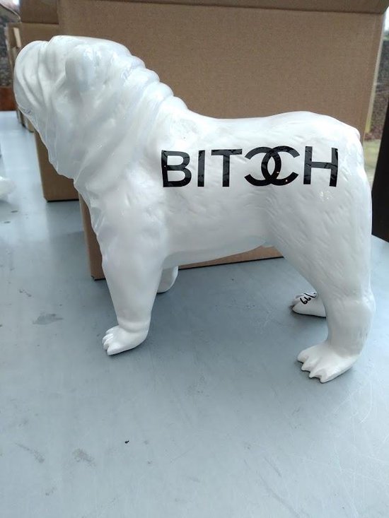 Modelo Art - English Bulldog - XS 22 cm - White Chanel