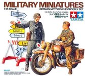 1:35 Tamiya 35241 Diorama-Set Motorcycle Orderly w/2 Figures Plastic kit