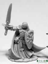 Reaper Miniatures - Sir Malcolm, Templar Lightbringer - 77423