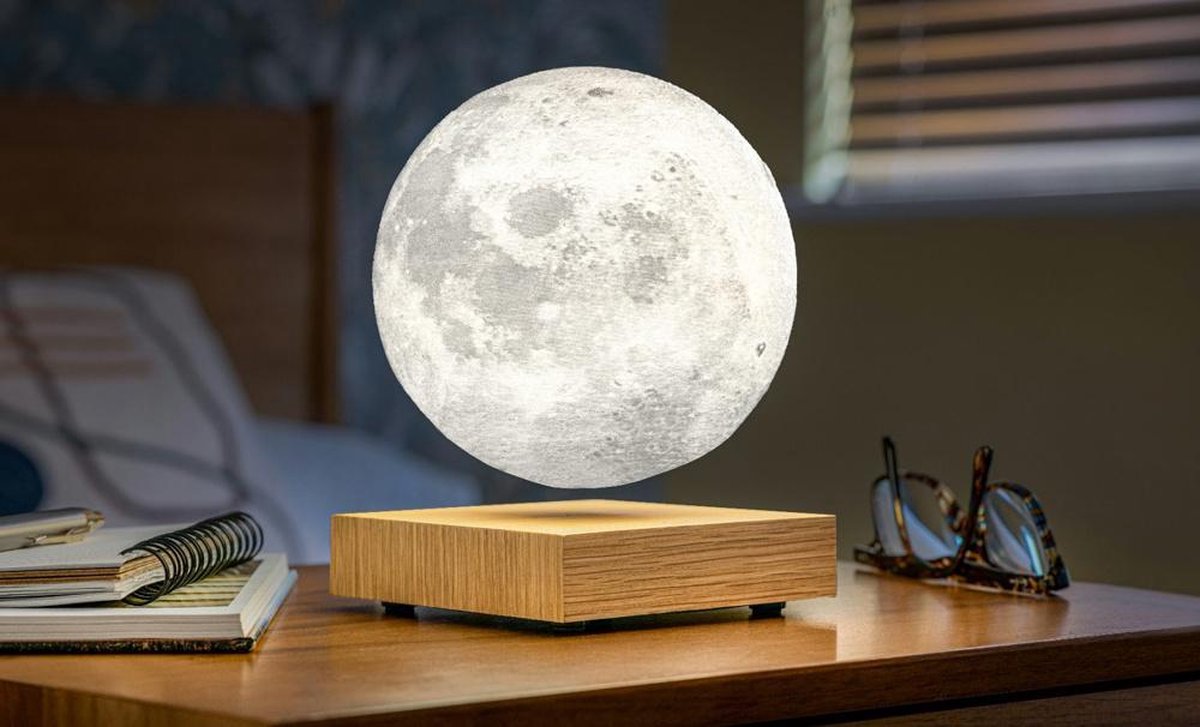 Gingko Smart Moon Lamp Natural White Ash Wood 3D Luxe