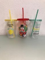 Drie mooie drinkbekers - in drie kleuren - met opdruk