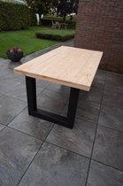Table à manger industrielle Douglas 240cm avec base U10x10 noir mat pour usage intérieur et extérieur