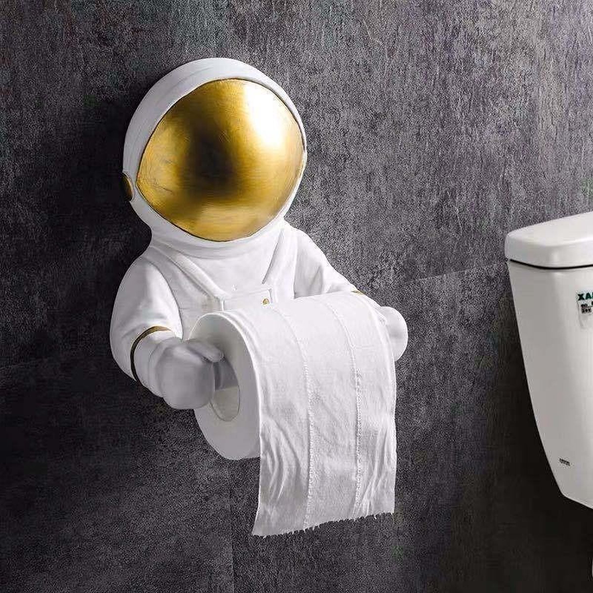 BaykaDecor - Unieke Toiletrol Houder - Astronaut - Badkamer en Toiletdecoratie - Muurbevestiging - Wc-rol Houder - Wit Goud 20 cm