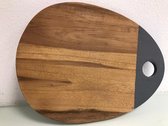 houten serveerplank met grijze afwerking
