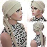 Luxe chemomuts hoofddoek bij haarverlies kleur beige maat one size