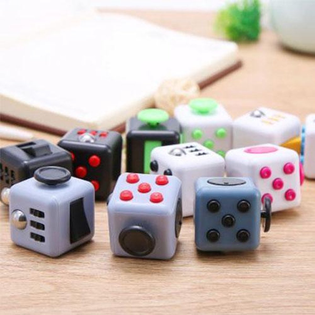 Fidget cube | Fidget Toys | Friemelkubus | Camouflage