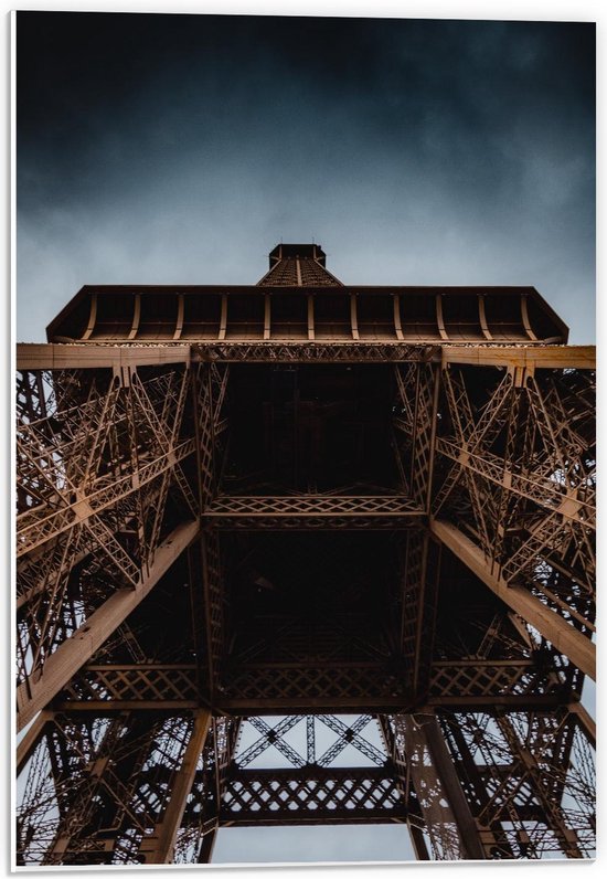 Forex - Onderkant van de Eiffeltoren in Parijs  - 40x60cm Foto op Forex