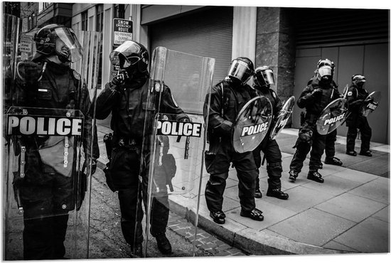 Acrylglas - Politieteam (zwart/wit) - Foto op Acrylglas (Wanddecoratie op Acrylglas)