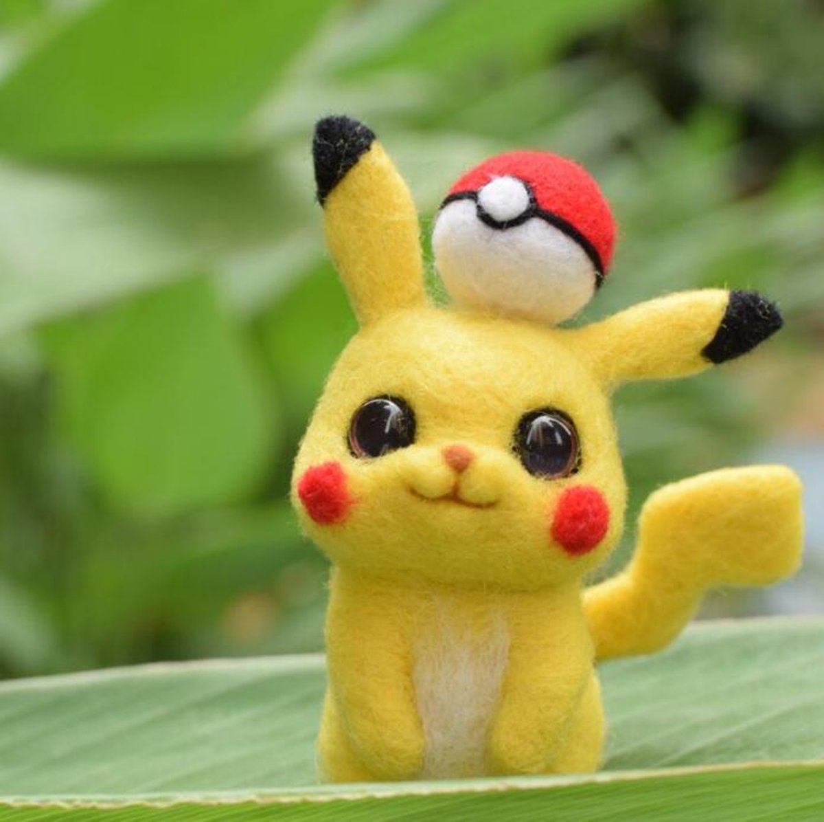 Blog loisirs créatifs et DIY: DIY : Le sweat Pikachu