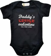 Zwarte romper met "Daddy's little valentine - all year long" - maat 68 - vader, vaderdag, babyshower, zwanger, cadeautje, kraamcadeau, grappig, geschenk, baby, tekst, bodieke, vale